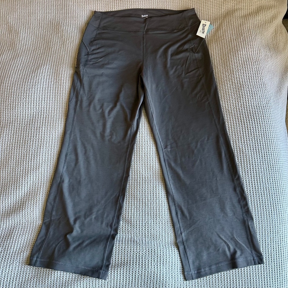 NWT - Duluth Trading NoGA Classic Relaxed Leg Pants - Size L/Inseam 31"